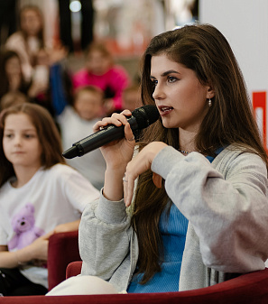 10 октября – Фан-встреча с Полиной Денисовой