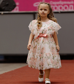 11 апреля – Модный показ