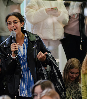 10 октября – Фан-встреча с Полиной Денисовой