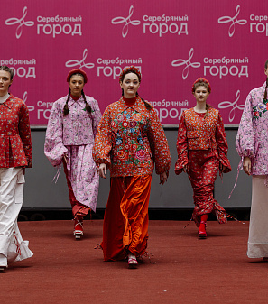 11 апреля – Модный показ