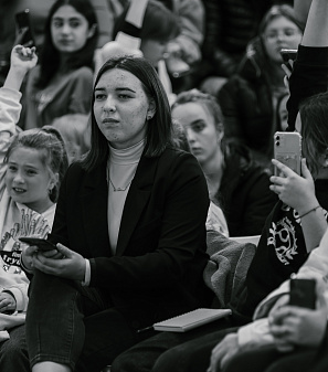 10 октября – Фан-встреча с Полиной Денисовой