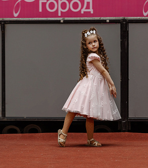 11 апреля – Модный показ