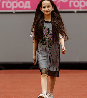 11 апреля – Модный показ