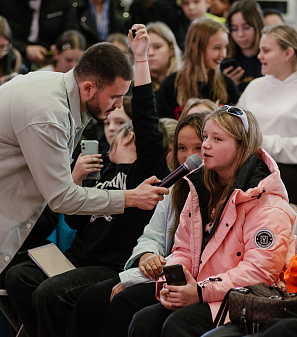 10 октября – Фан-встреча с Полиной Денисовой