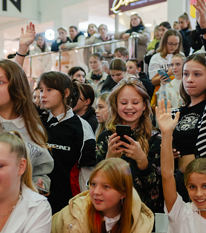 10 октября – Фан-встреча с Полиной Денисовой