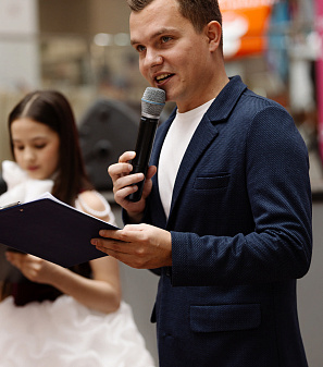 11 апреля – Модный показ