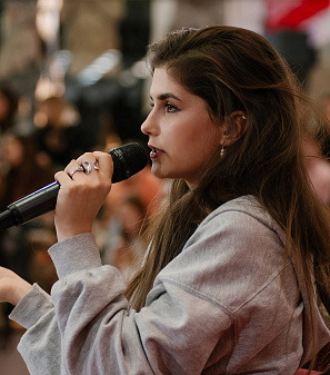 10 октября – Фан-встреча с Полиной Денисовой