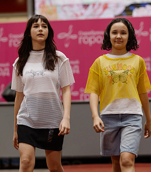 11 апреля – Модный показ