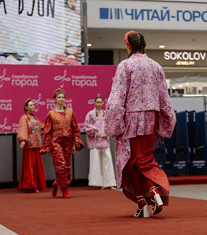 11 апреля – Модный показ