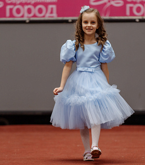 11 апреля – Модный показ