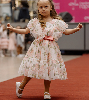 11 апреля – Модный показ