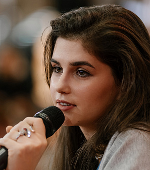 10 октября – Фан-встреча с Полиной Денисовой