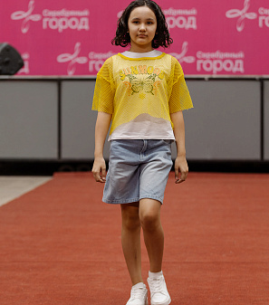 11 апреля – Модный показ