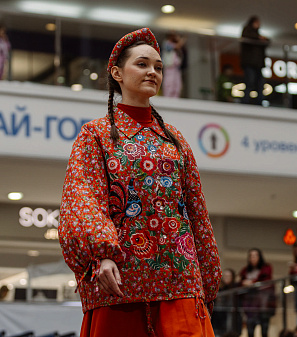 11 апреля – Модный показ