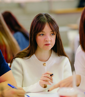 19 ноября – Музыкальная игра «Угадай мелодию: Лото. Русские хиты»