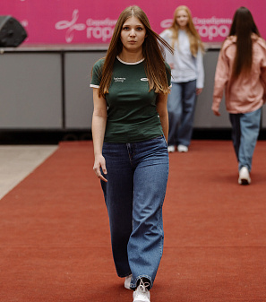 11 апреля – Модный показ