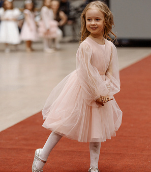 11 апреля – Модный показ