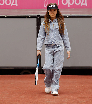 11 апреля – Модный показ