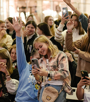 10 октября – Фан-встреча с Полиной Денисовой