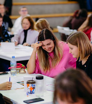 19 ноября – Музыкальная игра «Угадай мелодию: Лото. Русские хиты»